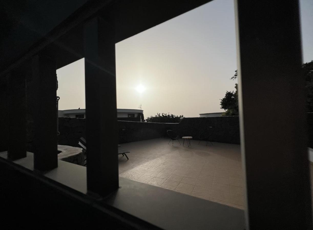 Bungalow Apartamento Sol Famara Exterior photo